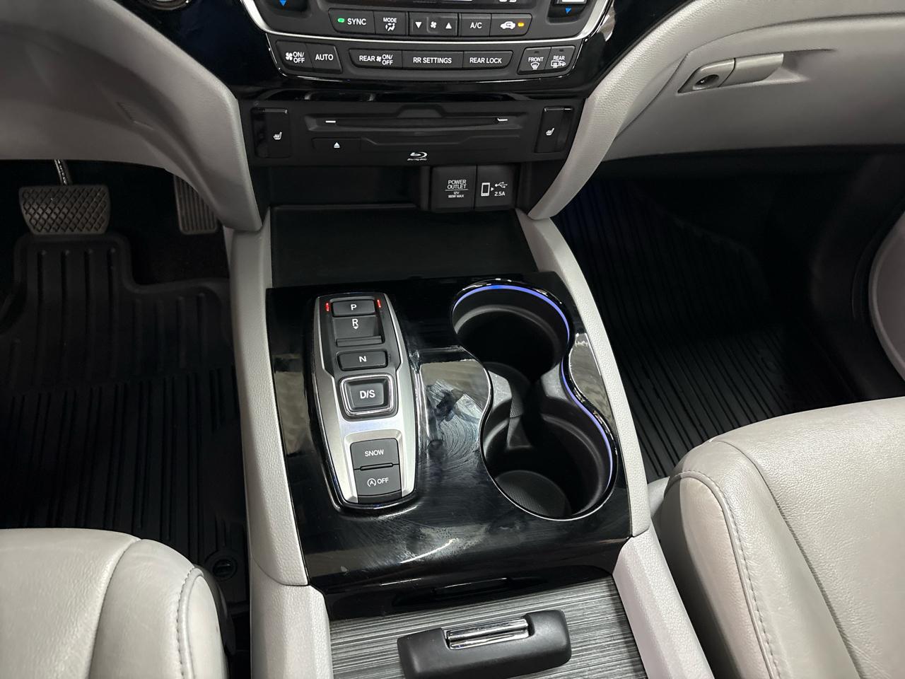 Honda Pilot Touring 7-Passenger 2WD 2019