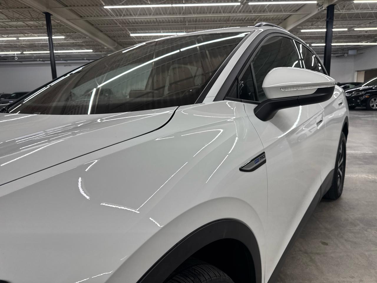 Volkswagen ID.4 Pro AWD w/SK On Battery 2023