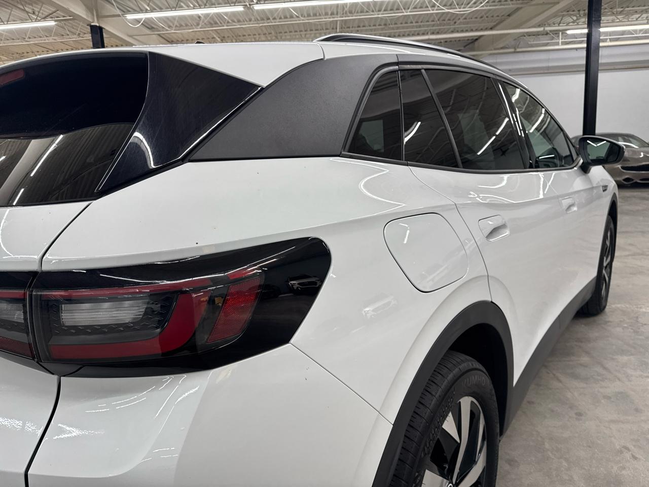 Volkswagen ID.4 Pro AWD w/SK On Battery 2023