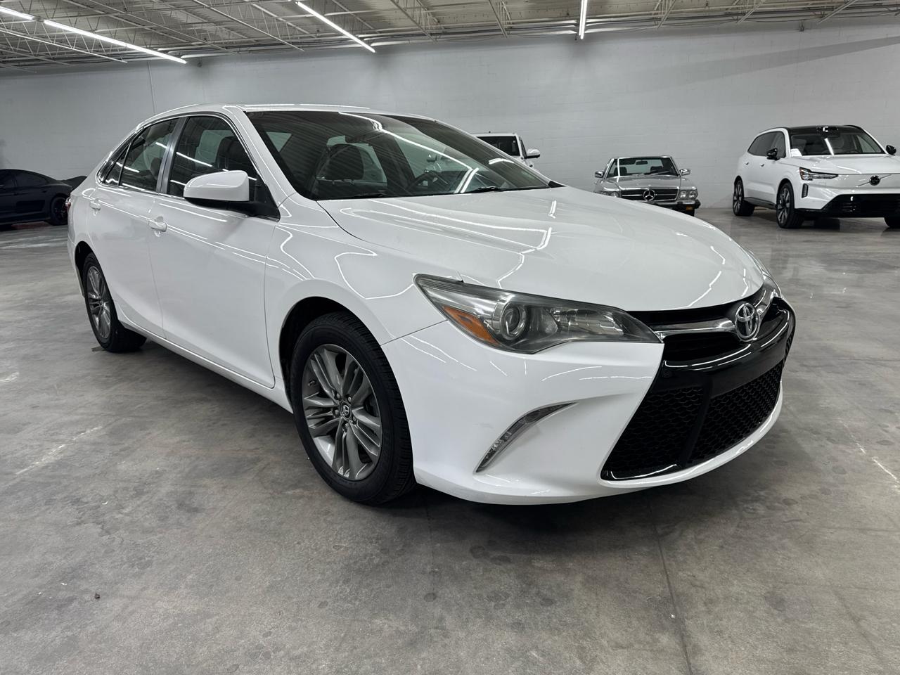 Toyota Camry SE 2015
