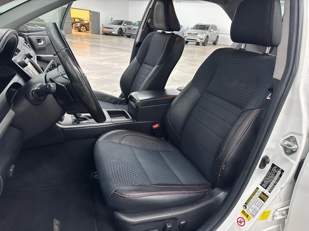 Toyota Camry SE 2015