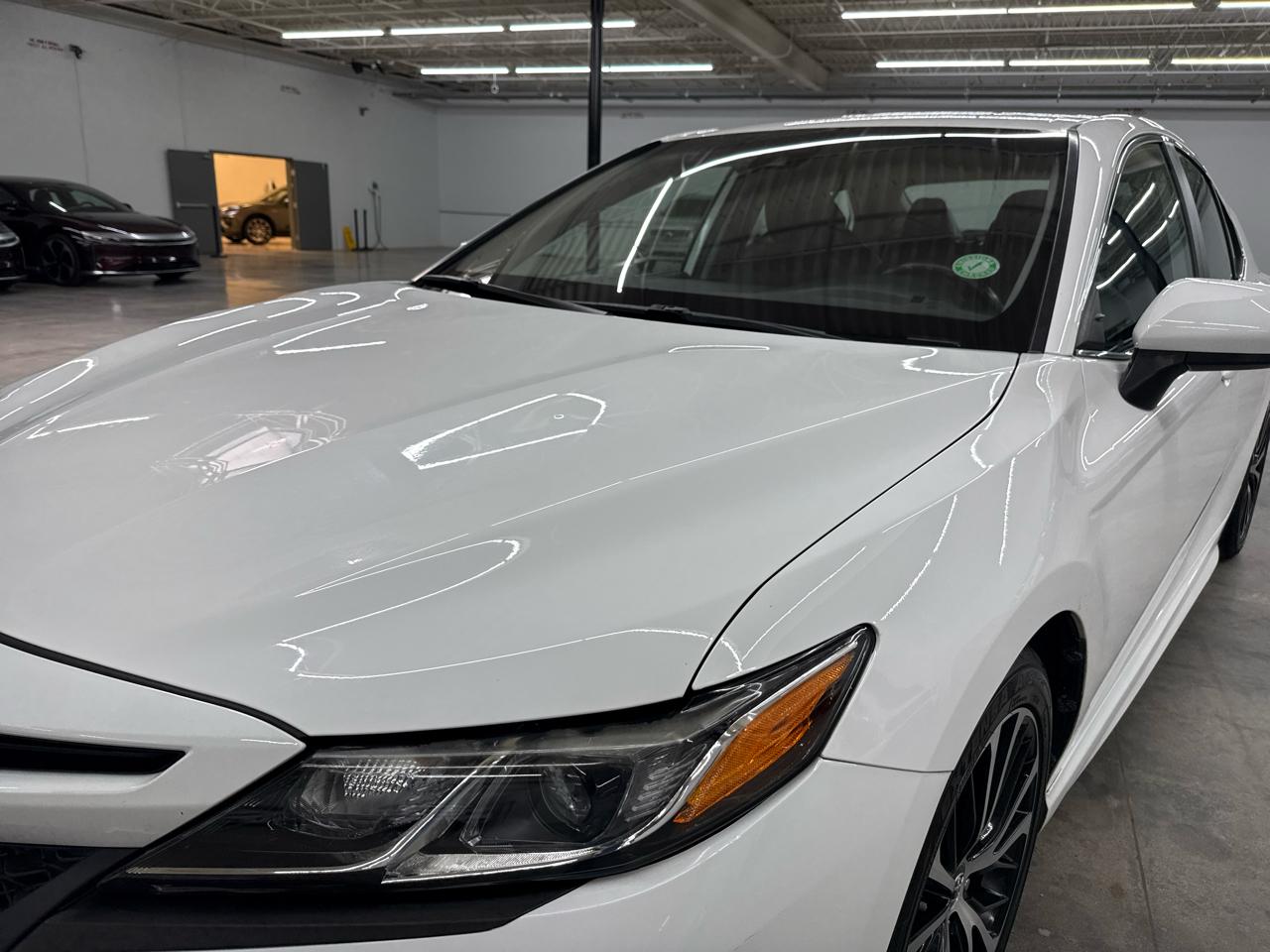 Toyota Camry SE Auto (Natl) 2020