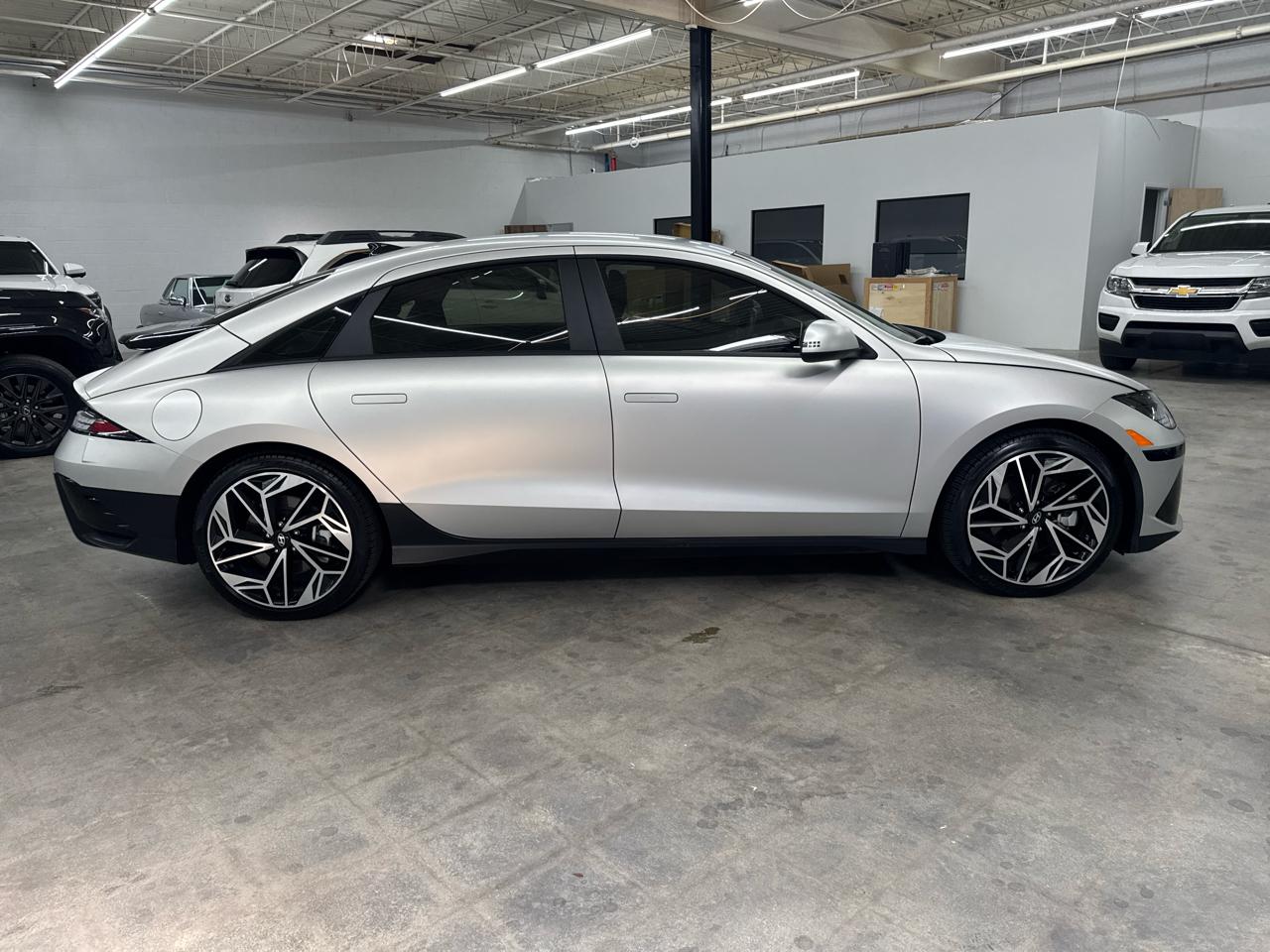 Hyundai Ioniq 6 SEL AWD 2024