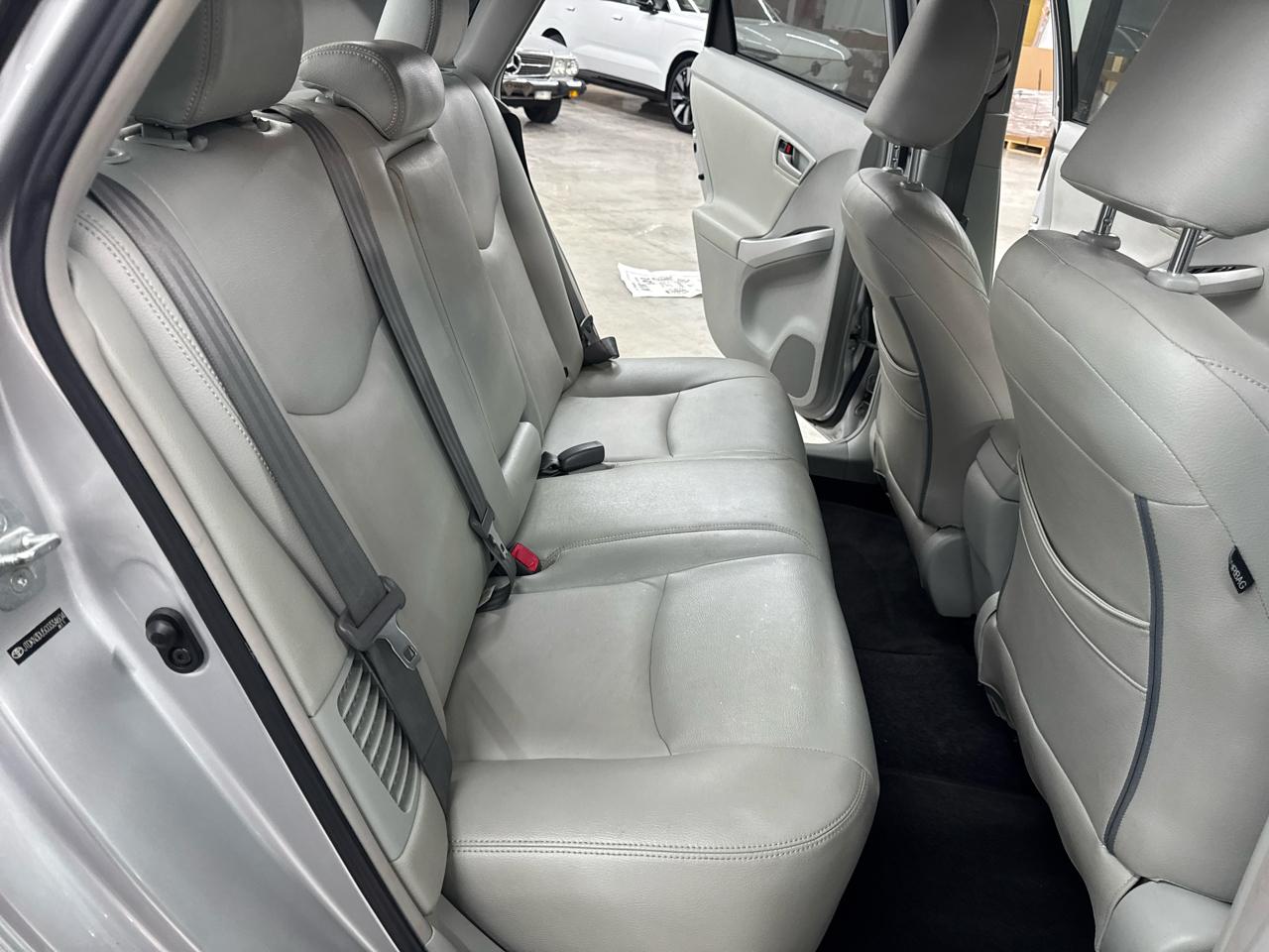 Toyota Prius 5dr HB Three (Natl) 2012