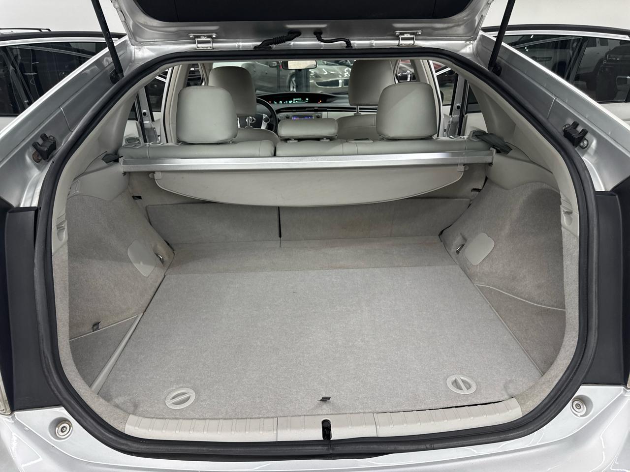 Toyota Prius 5dr HB Three (Natl) 2012