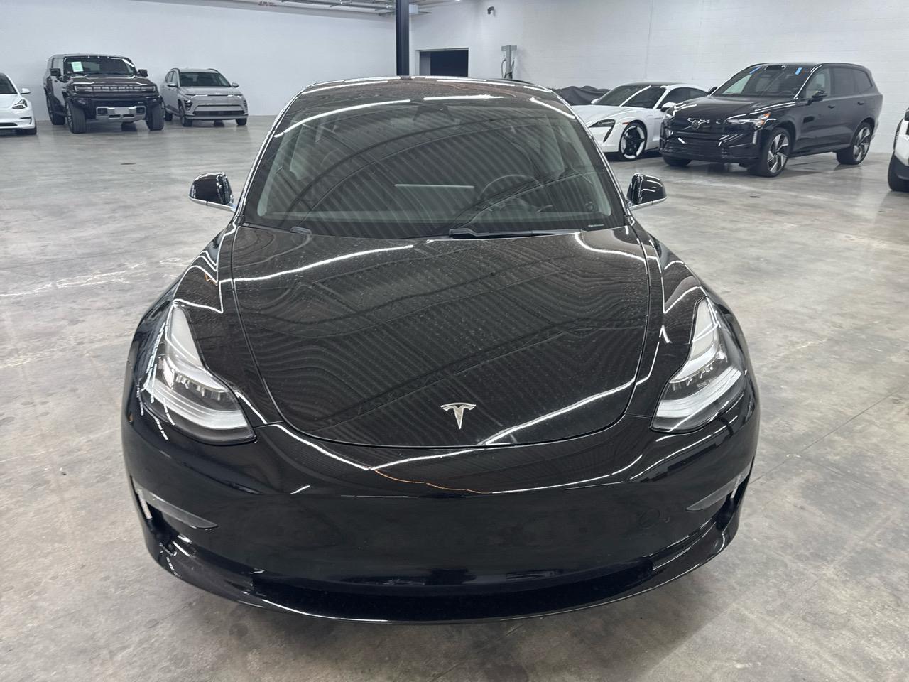 Tesla Model 3 Mid Range Battery RWD 2018
