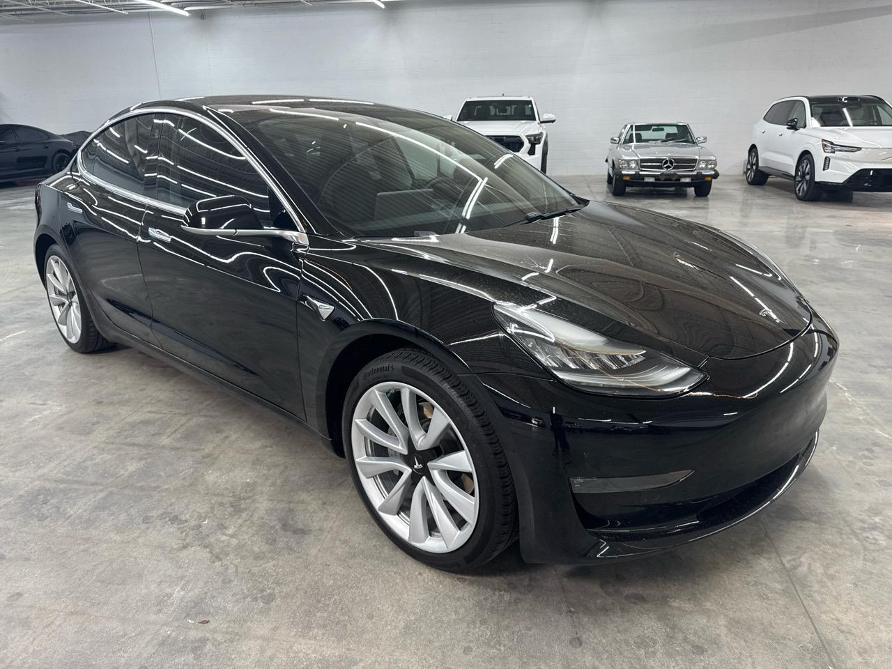 Tesla Model 3 Mid Range Battery RWD 2018