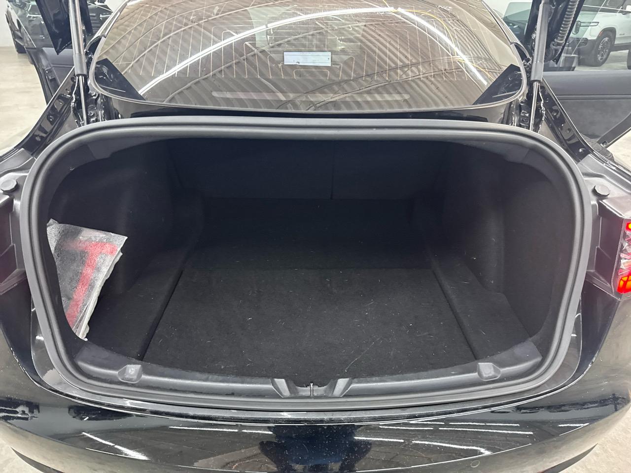 Tesla Model 3 Mid Range Battery RWD 2018