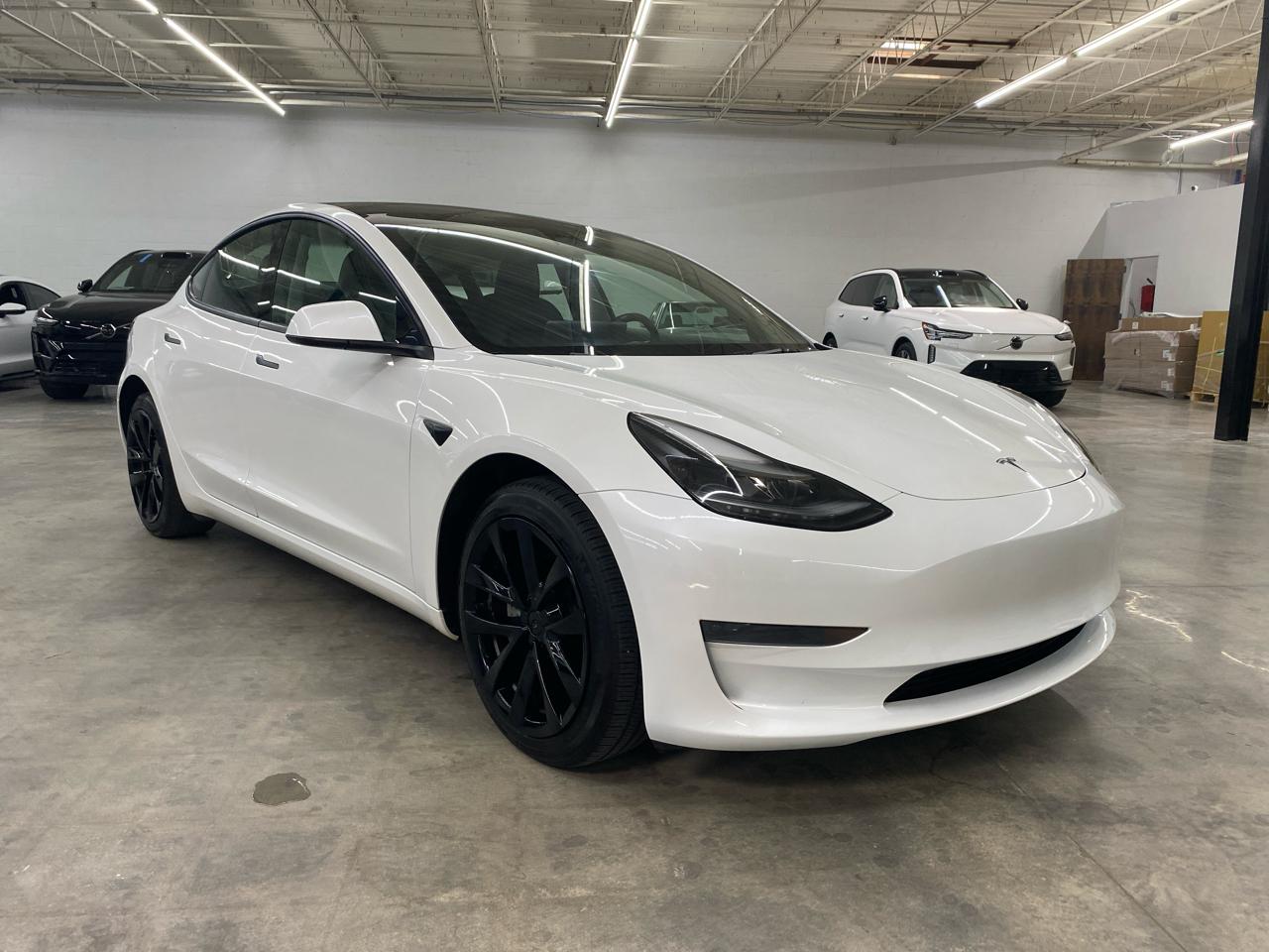 Tesla Model 3 Standard Range Plus RWD 2023