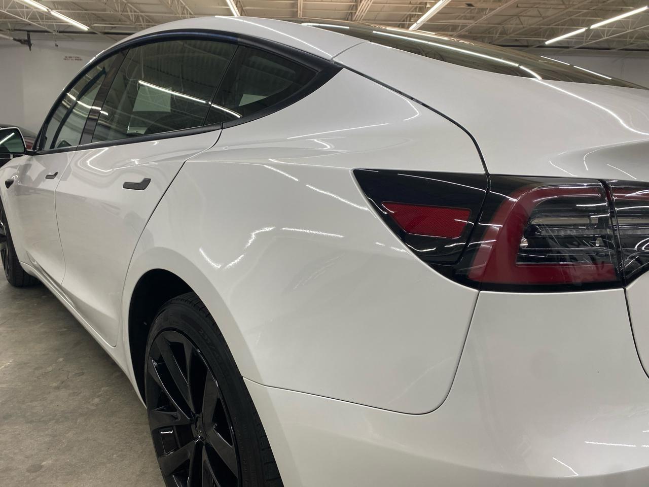 Tesla Model 3 Standard Range Plus RWD 2023