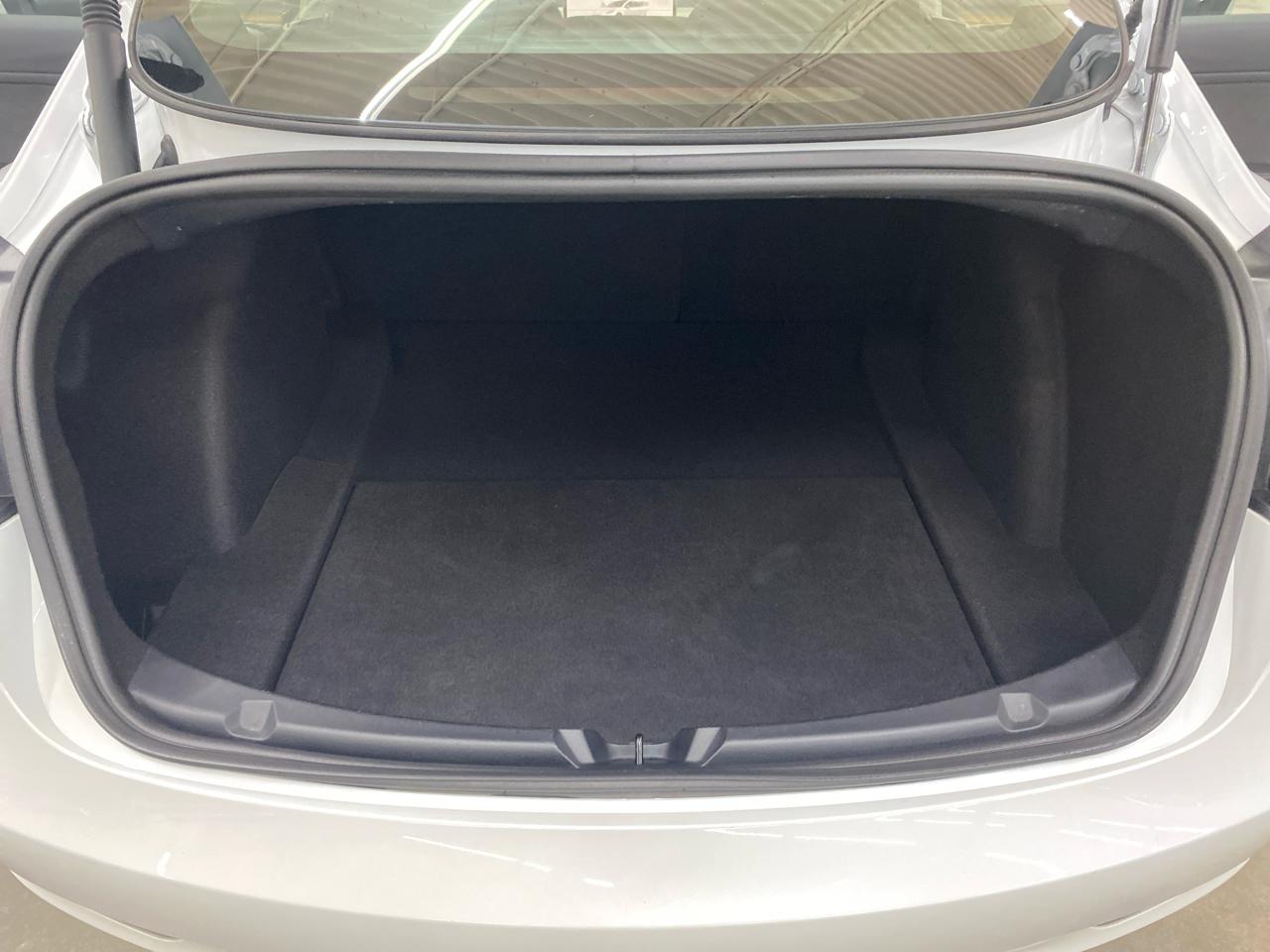 Tesla Model 3 Standard Range Plus RWD 2023