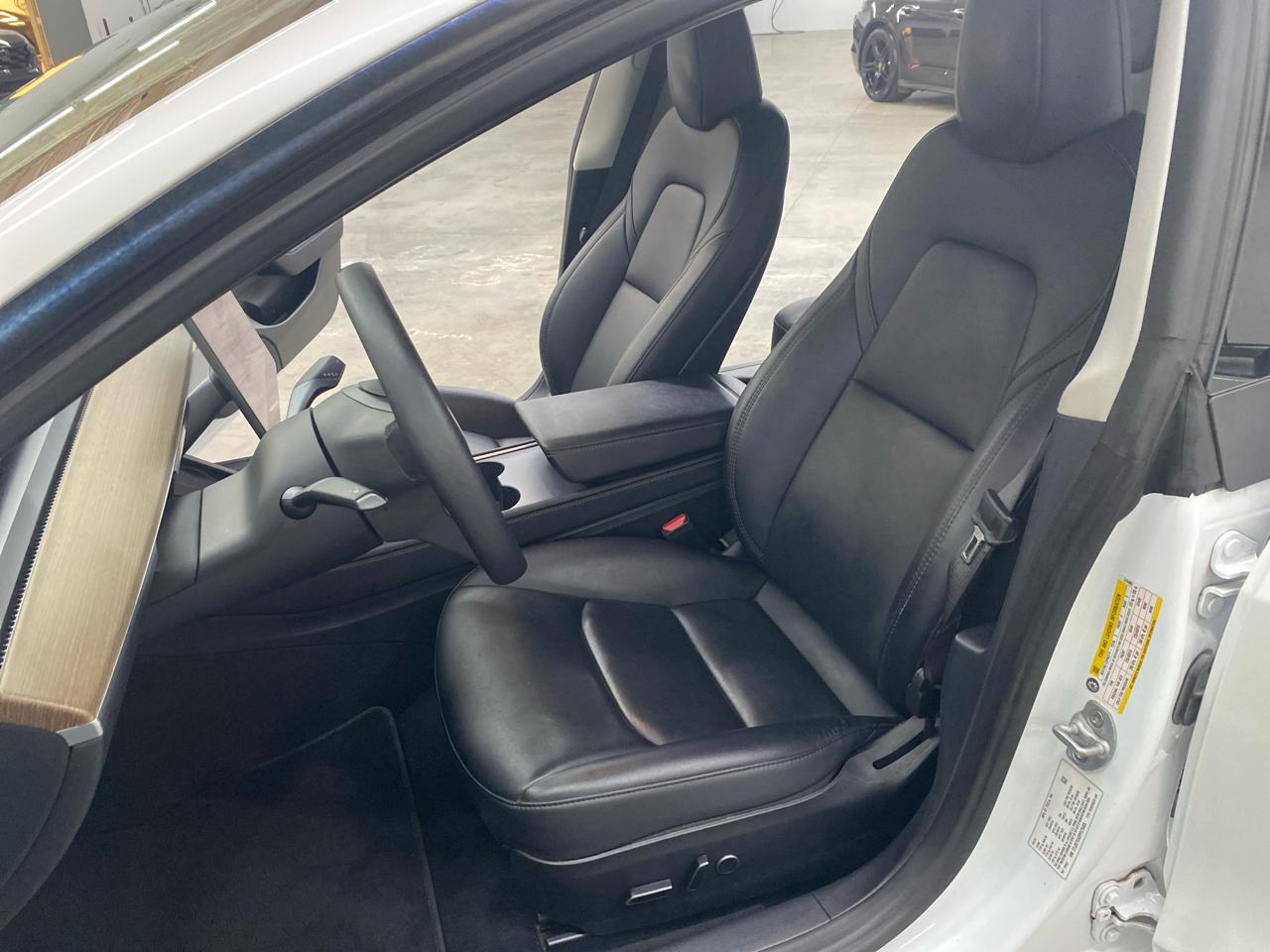 Tesla Model 3 Standard Range Plus RWD 2023