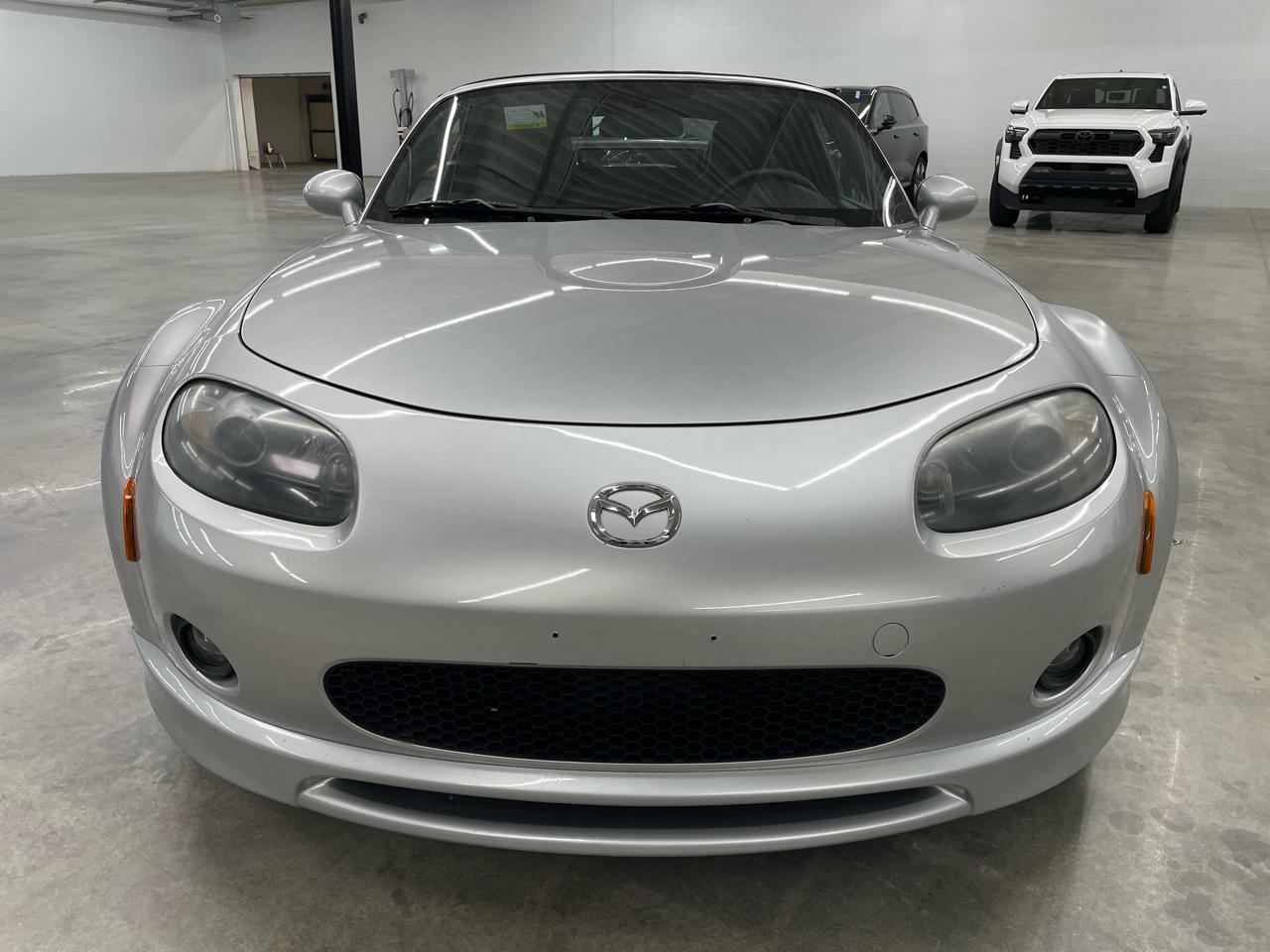 Mazda MX-5 Miata 2dr Conv Auto Grand Touring 2008