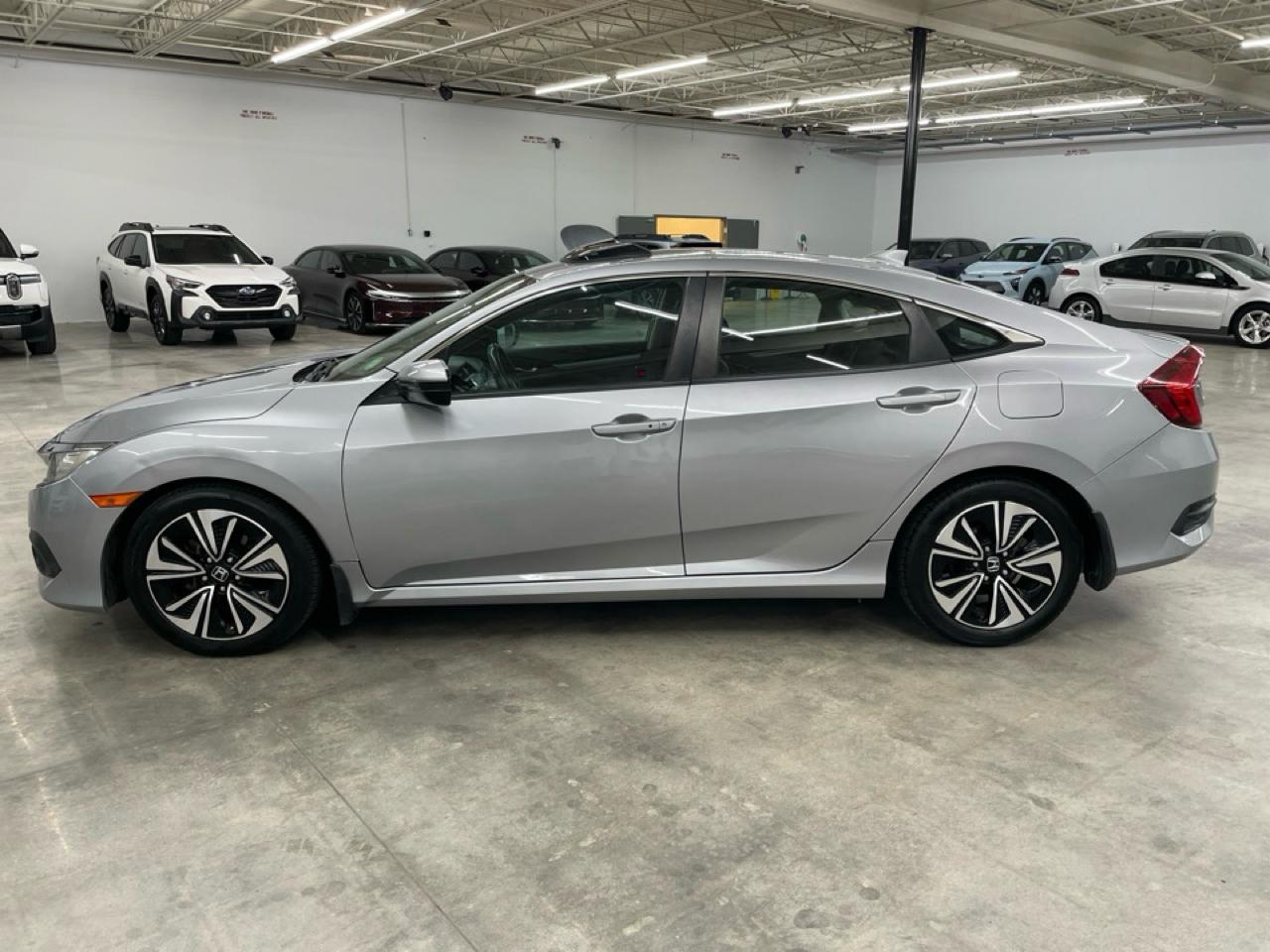 Honda Civic Sedan 4dr CVT EX-L 2016