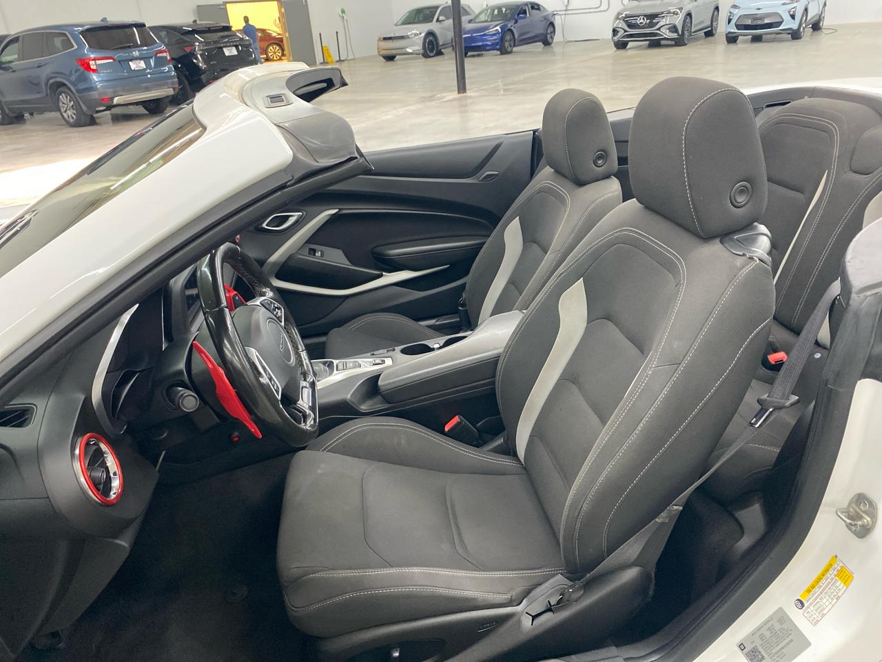 Chevrolet Camaro 2dr Conv 1LT 2019