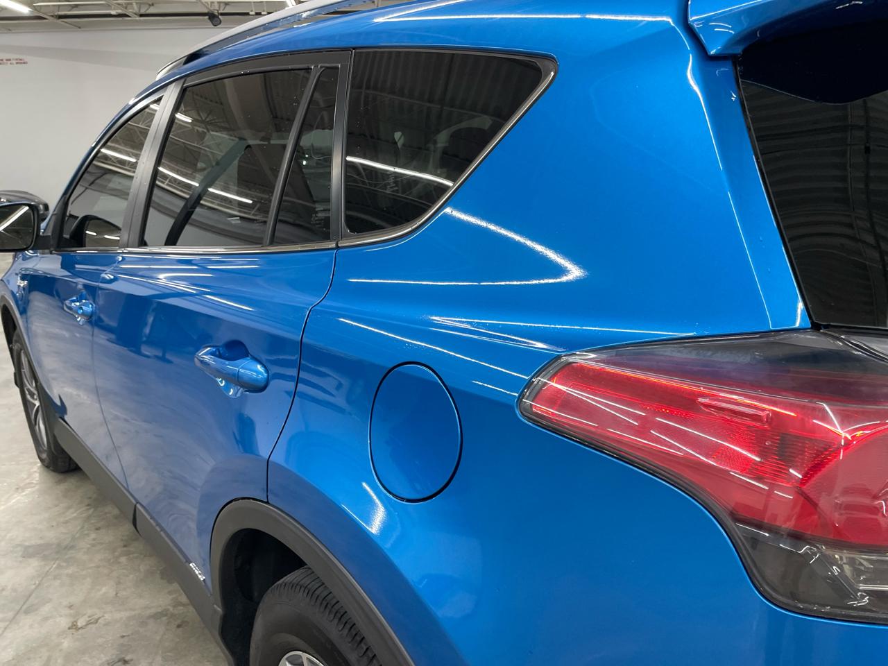 Toyota RAV4 Hybrid AWD 4dr XLE (Natl) 2016