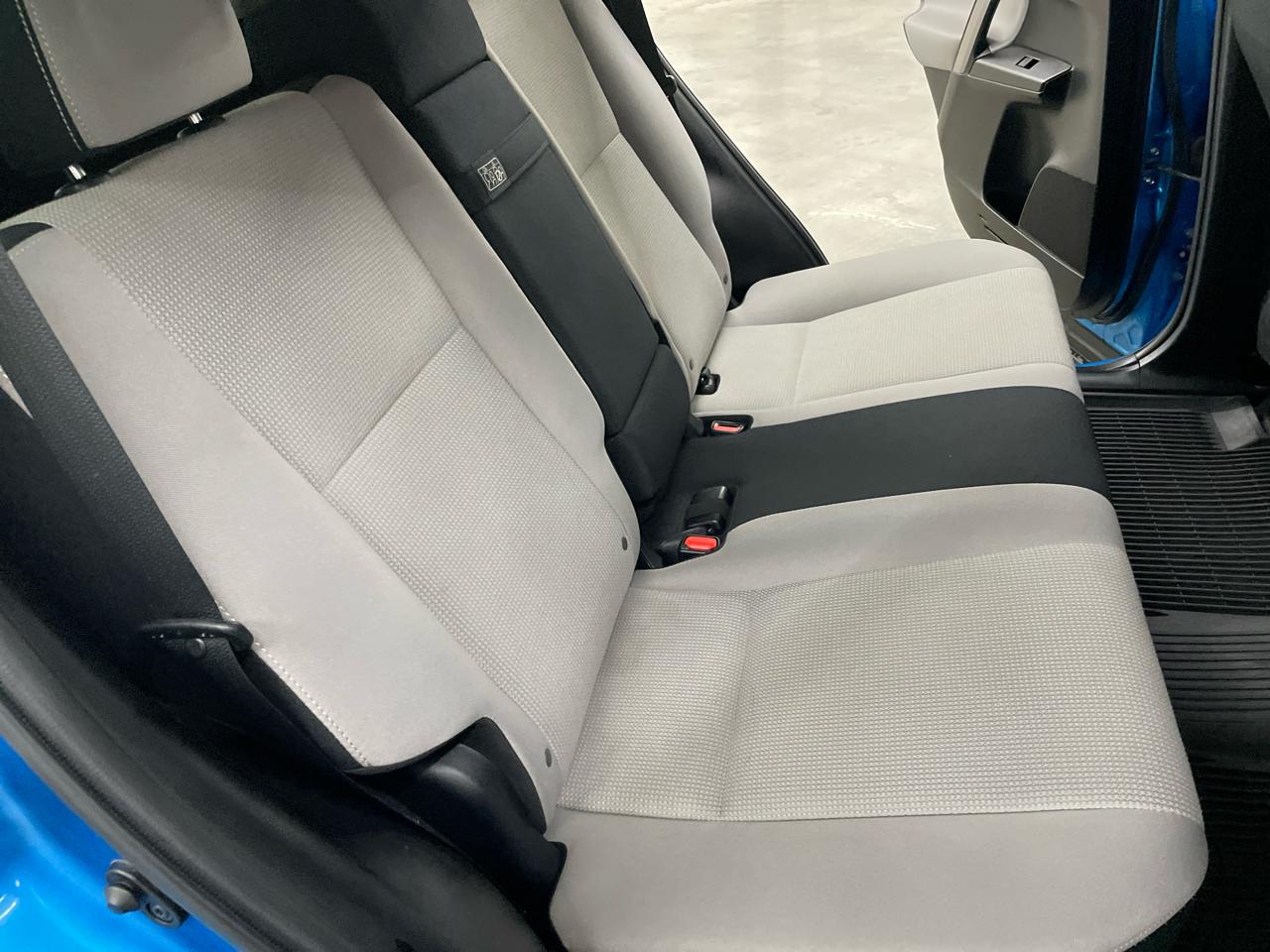 Toyota RAV4 Hybrid AWD 4dr XLE (Natl) 2016