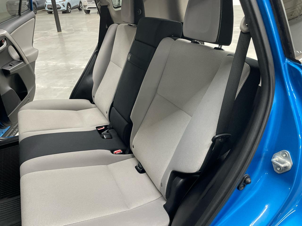 Toyota RAV4 Hybrid AWD 4dr XLE (Natl) 2016