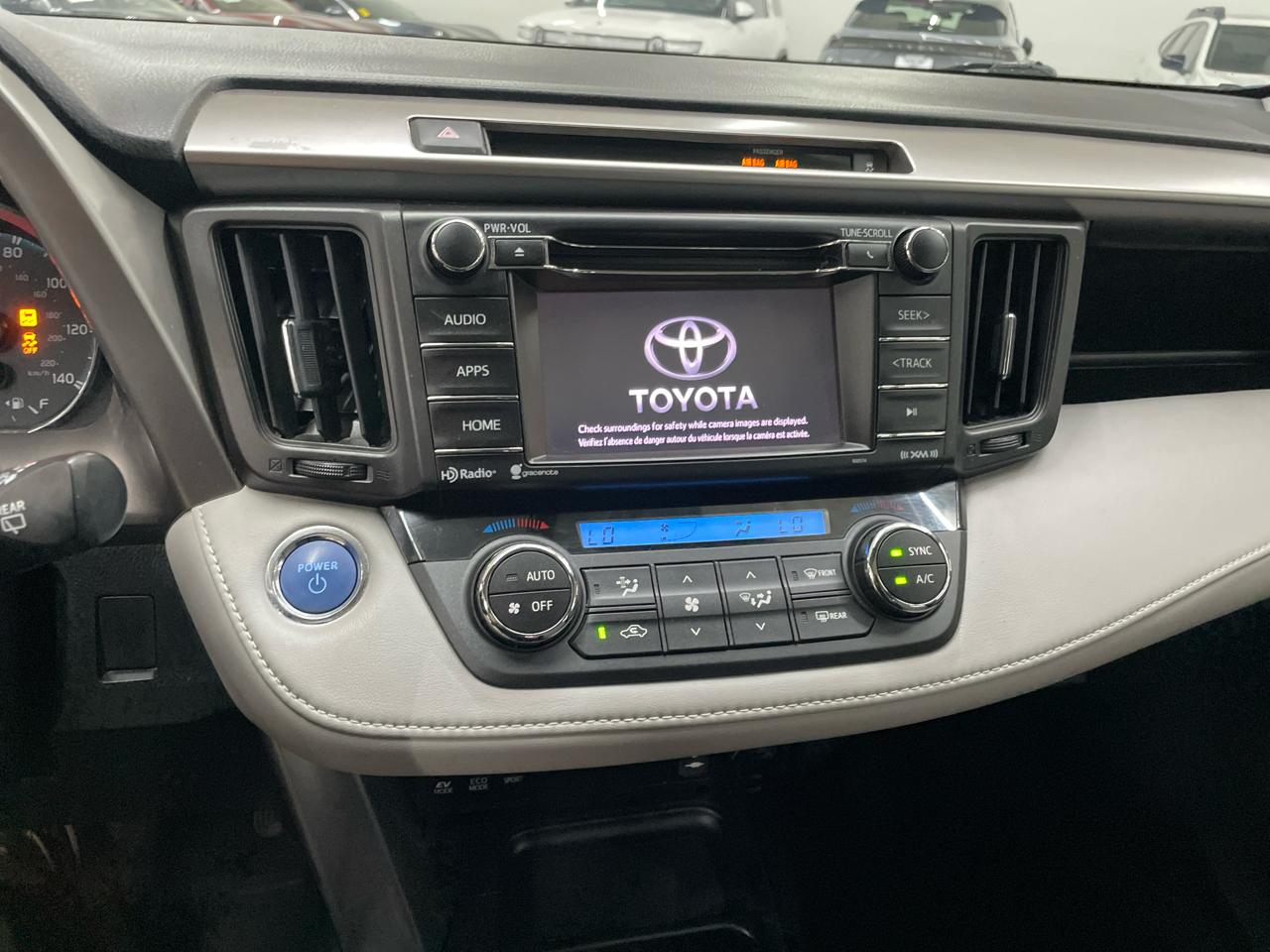 Toyota RAV4 Hybrid AWD 4dr XLE (Natl) 2016