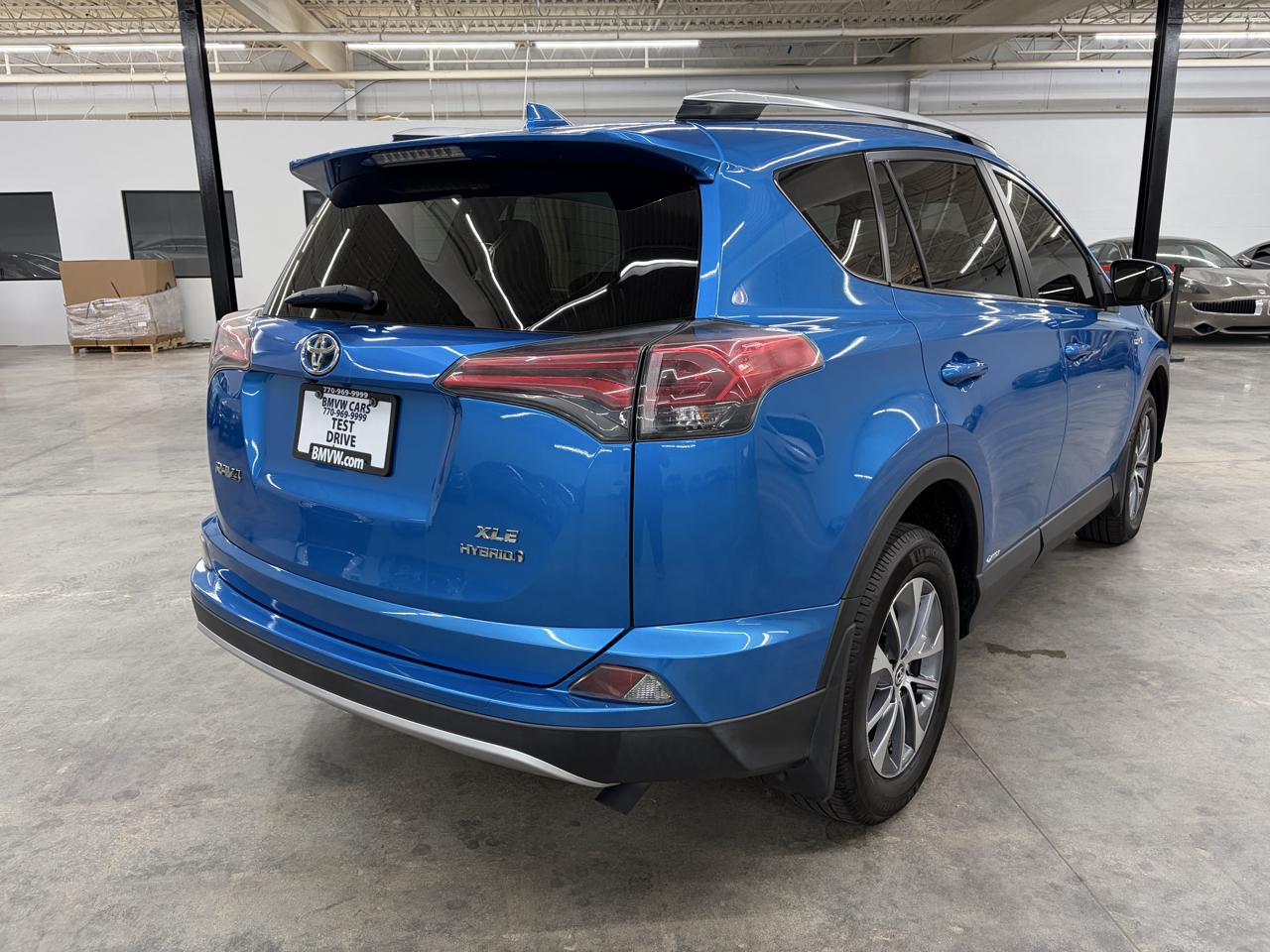 Toyota RAV4 Hybrid AWD 4dr XLE (Natl) 2016