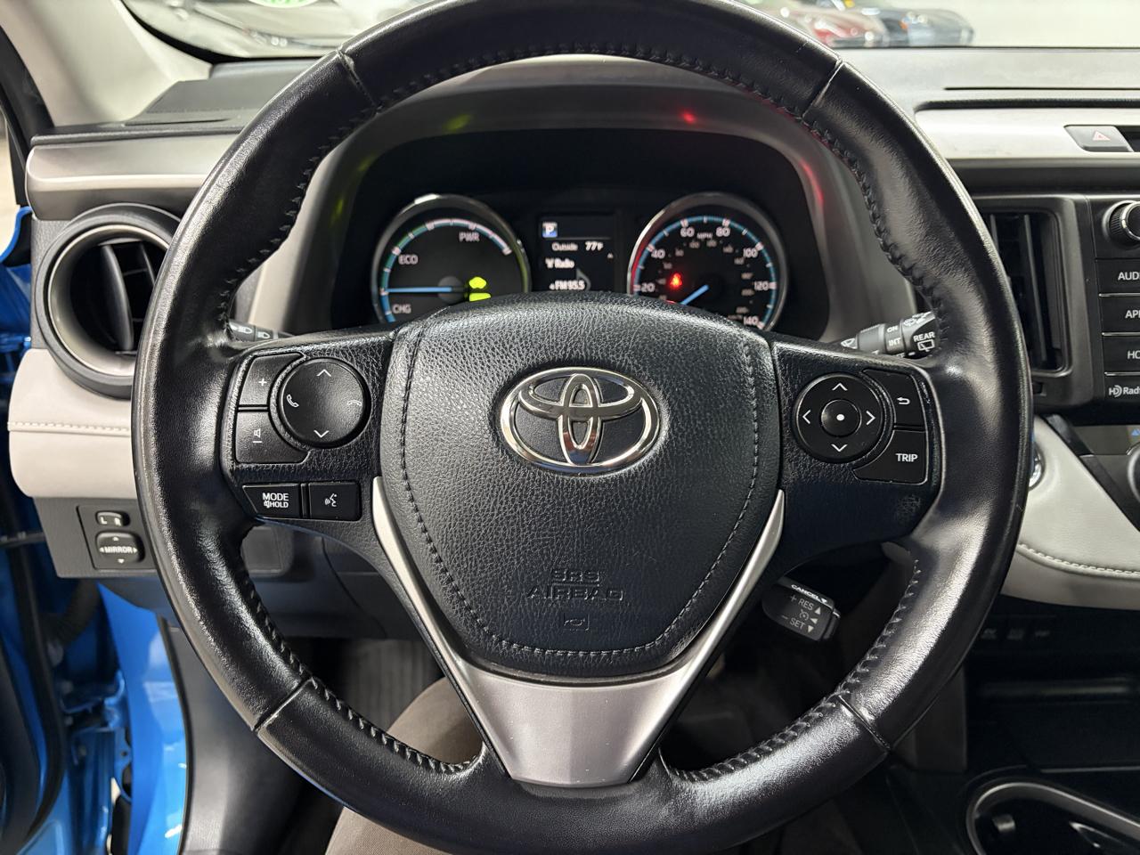 Toyota RAV4 Hybrid AWD 4dr XLE (Natl) 2016