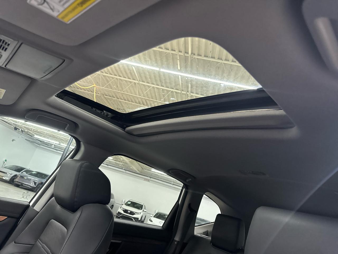 Honda CR-V Touring 2WD 2020
