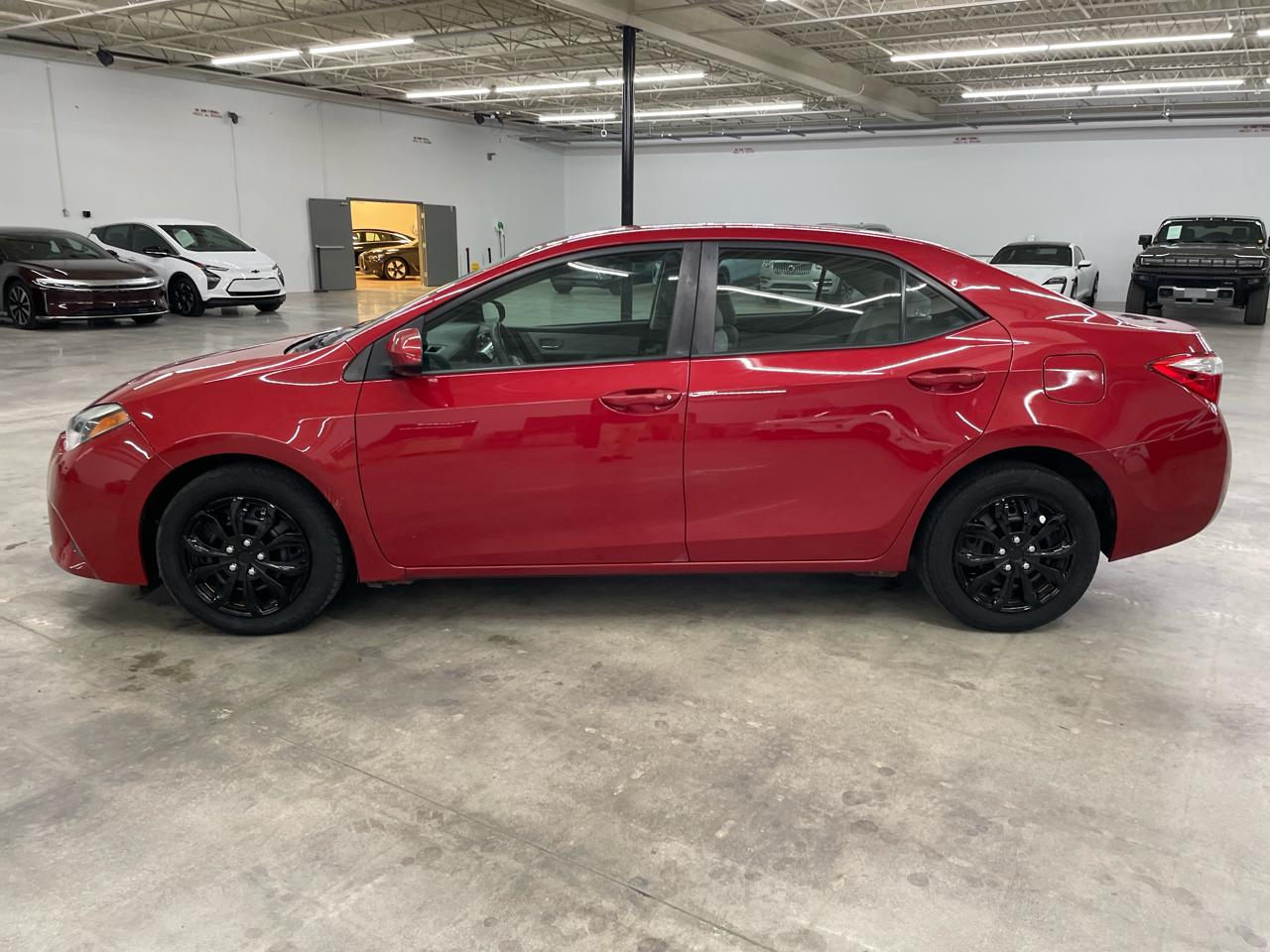 Toyota Corolla 4dr Sdn CVT LE Premium (Natl) 2014