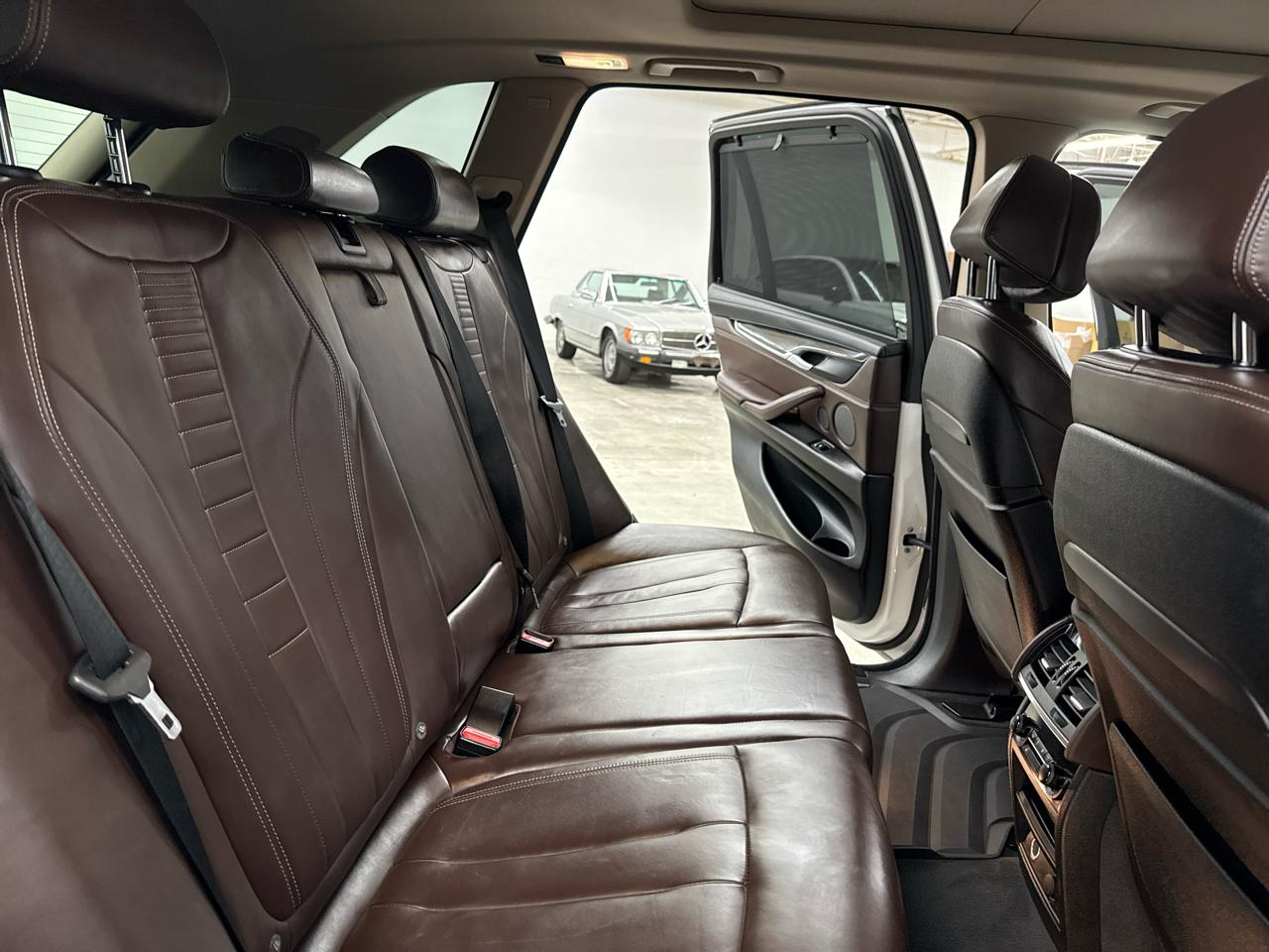 BMW X5 AWD 4dr xDrive50i 2016