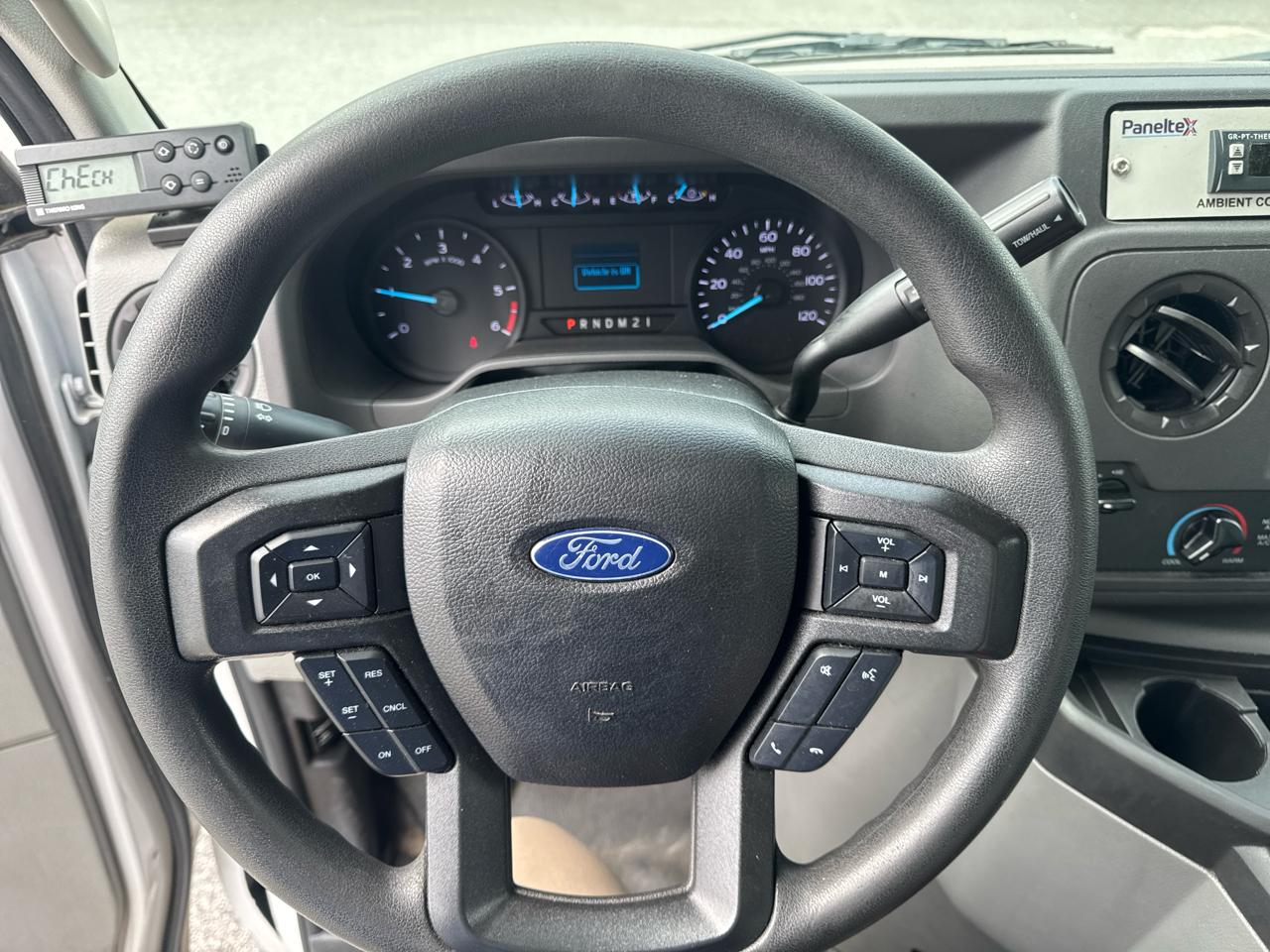 Ford E-Series Cutaway E-350 SRW 138" WB 2023