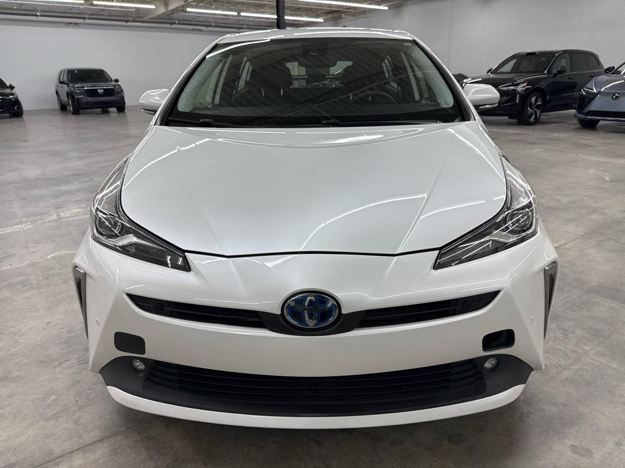 Toyota Prius LE AWD-e (Natl) 2022