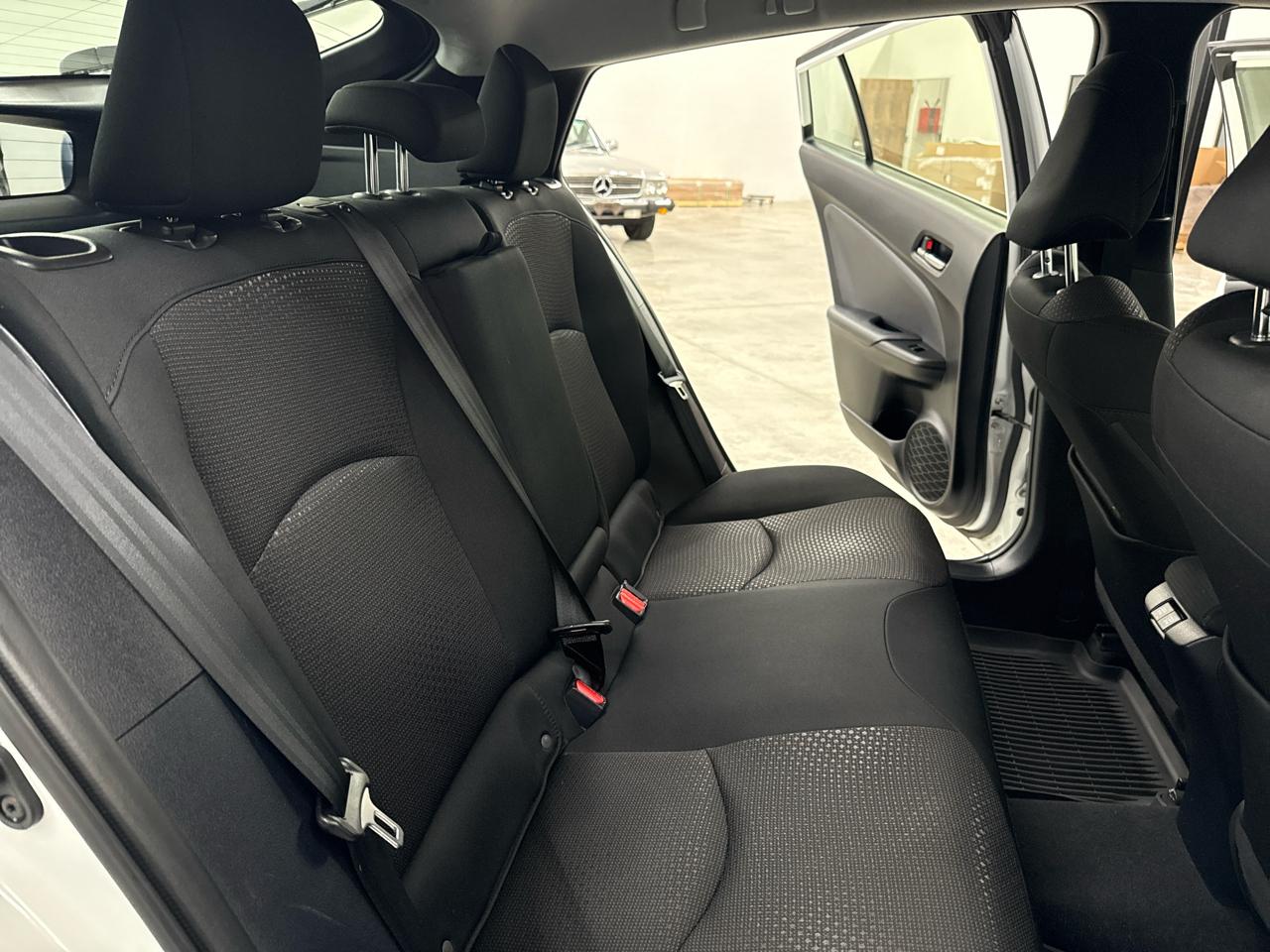 Toyota Prius LE AWD-e (Natl) 2022