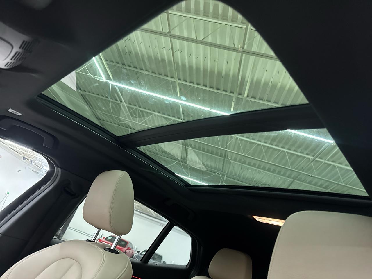 BMW X1 xDrive28i Sports Activity Vehicle 2021