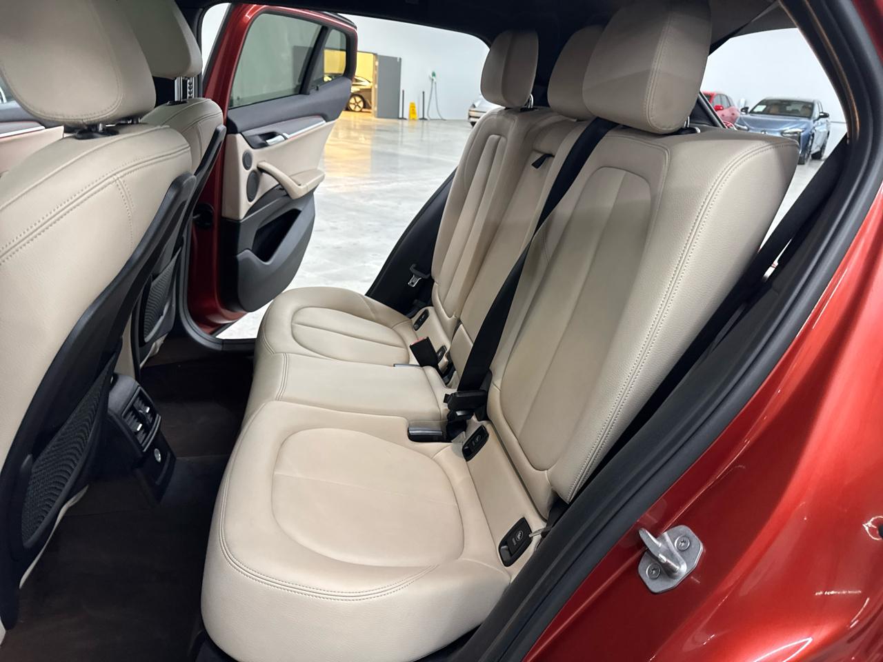 BMW X1 xDrive28i Sports Activity Vehicle 2021