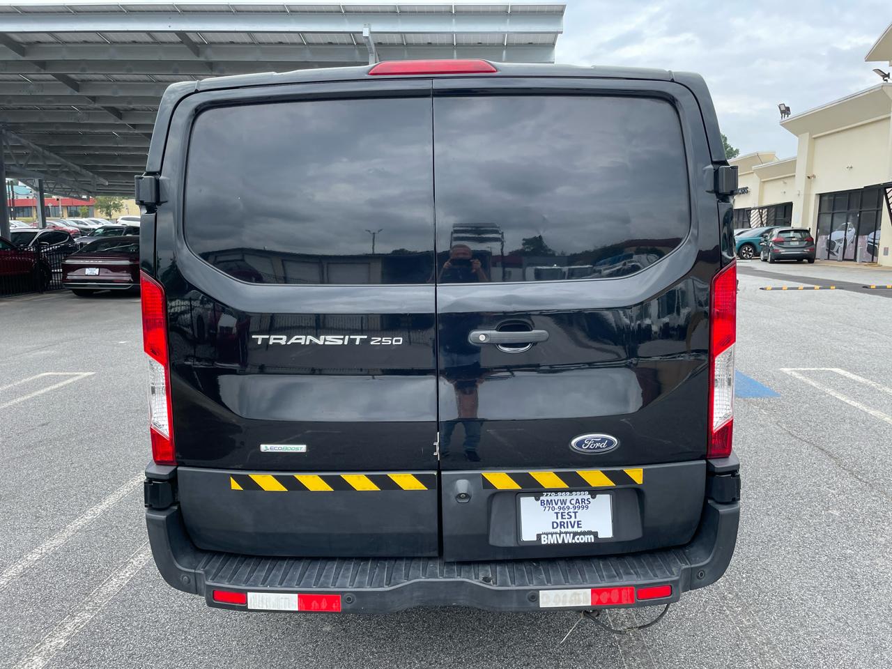 Ford Transit Van T-250 130" Low Rf 9000 GVWR Sliding RH Dr 2019