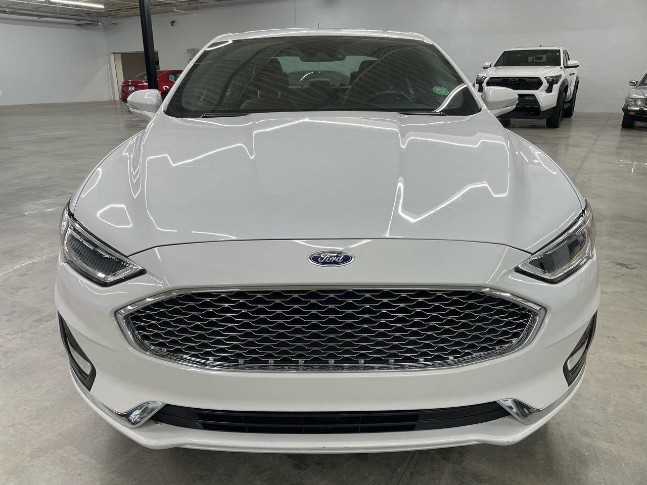 Ford Fusion Energi Titanium FWD 2019