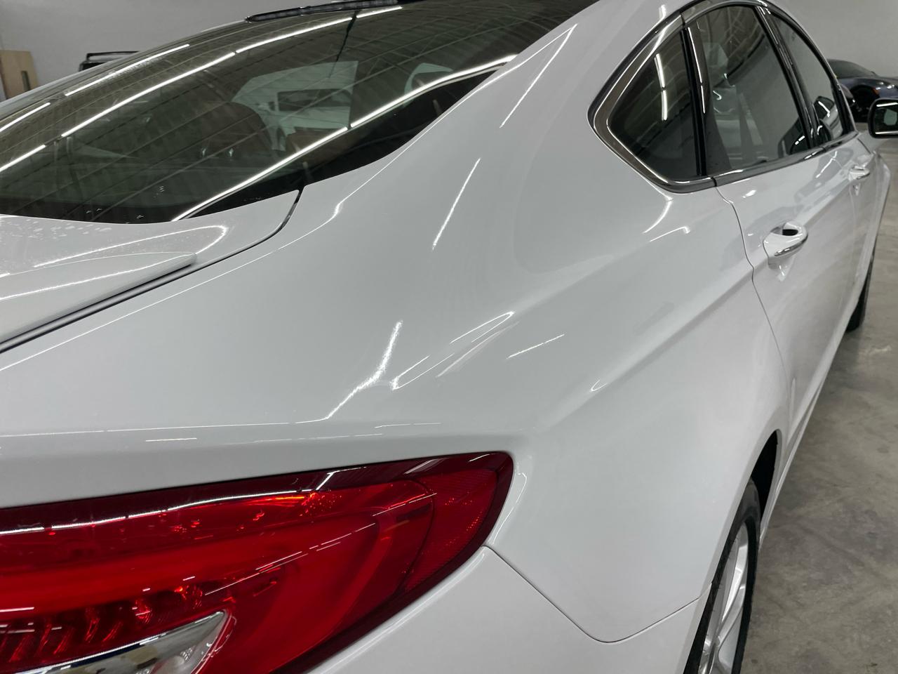 Ford Fusion Energi Titanium FWD 2019
