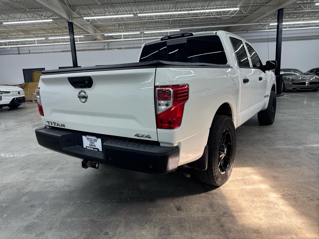 Nissan Titan 4x4 Crew Cab S 2021