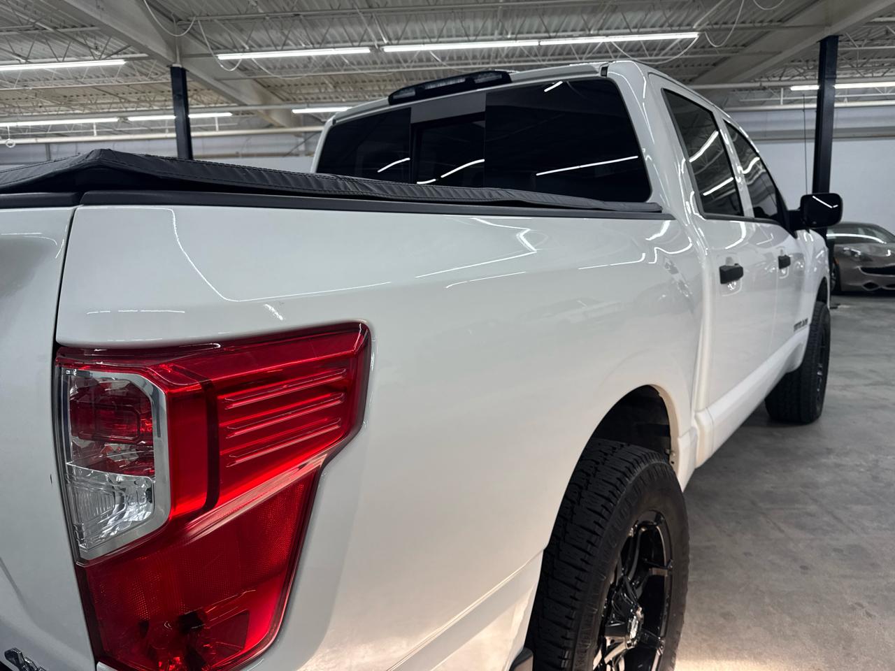Nissan Titan 4x4 Crew Cab S 2021