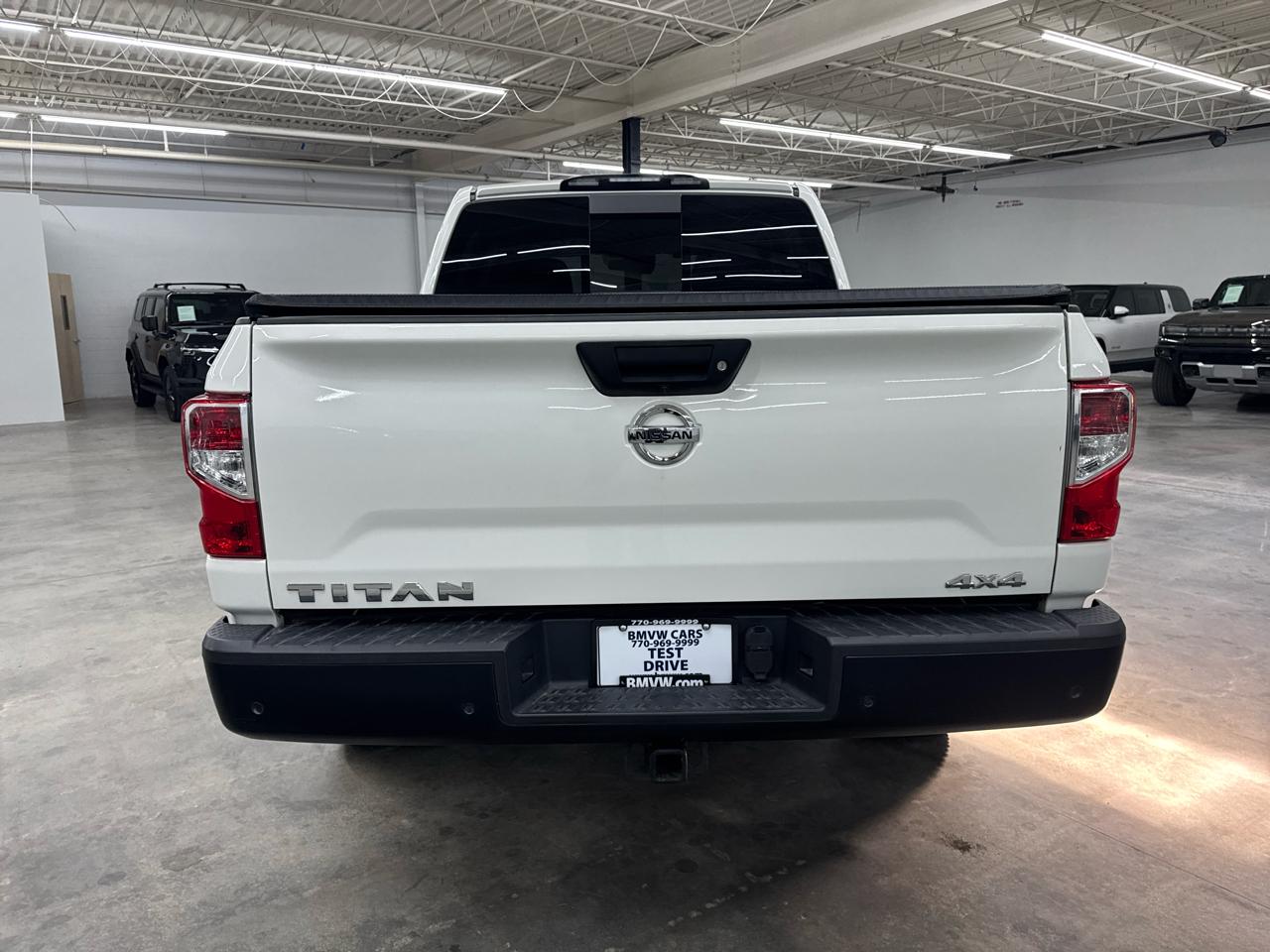Nissan Titan 4x4 Crew Cab S 2021