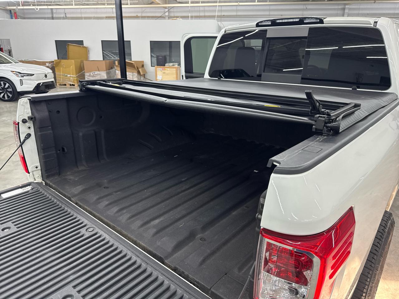 Nissan Titan 4x4 Crew Cab S 2021