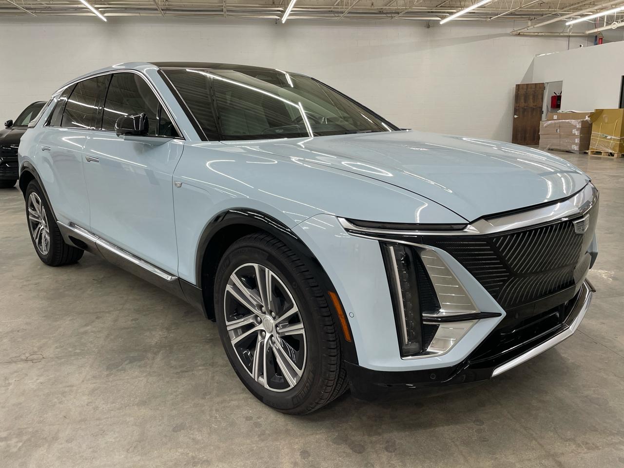 Cadillac Lyriq Lux-2 2024