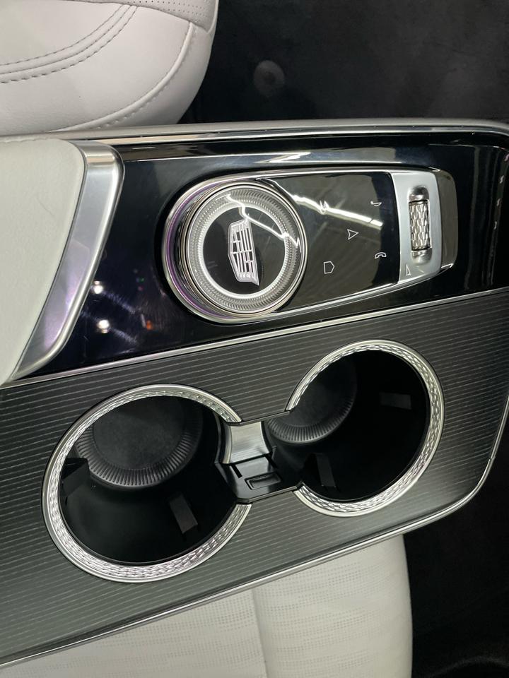 Cadillac Lyriq Lux-2 2024