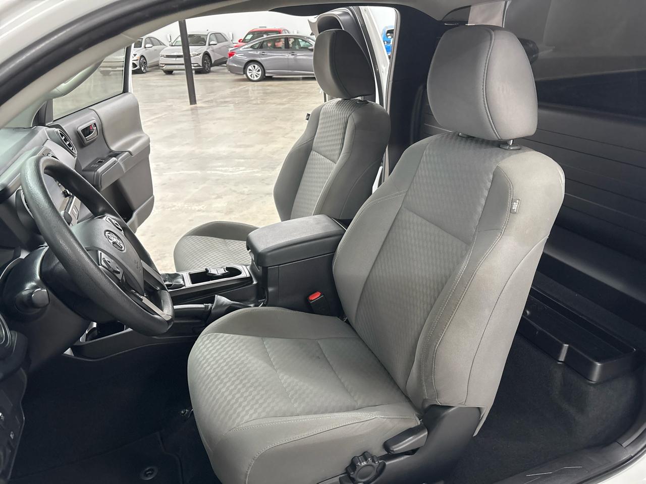 Toyota Tacoma 2WD SR Access Cab 6' Bed V6 AT (Natl) 2023