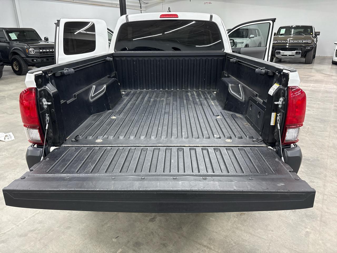 Toyota Tacoma 2WD SR Access Cab 6' Bed V6 AT (Natl) 2023