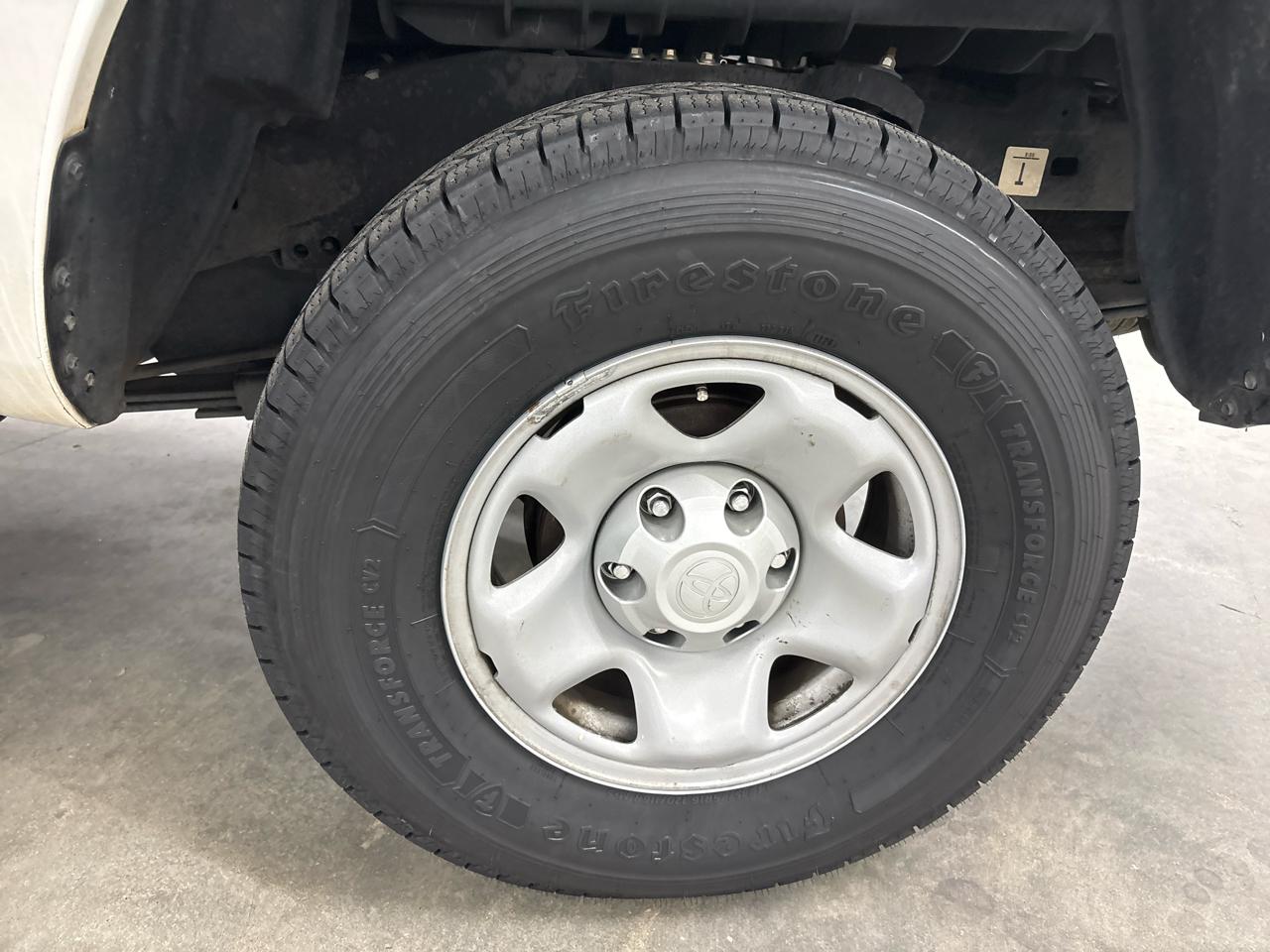 Toyota Tacoma 2WD SR Access Cab 6' Bed V6 AT (Natl) 2023