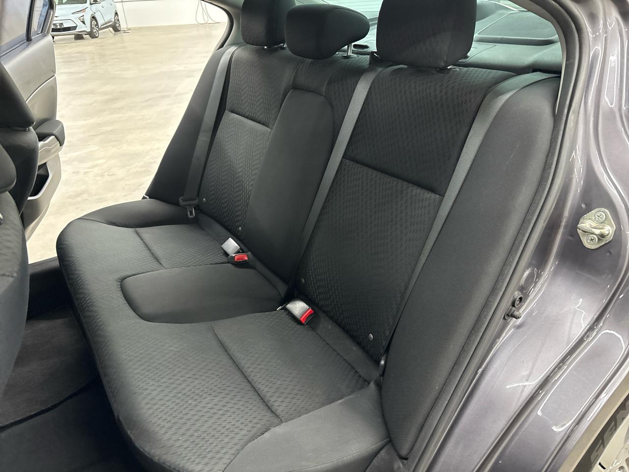 Honda Civic Sedan 4dr CVT LX 2015