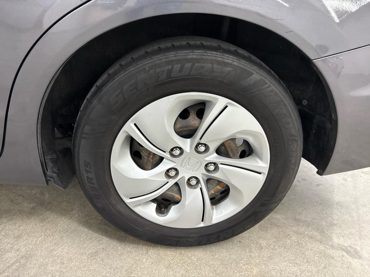Honda Civic Sedan 4dr CVT LX 2015