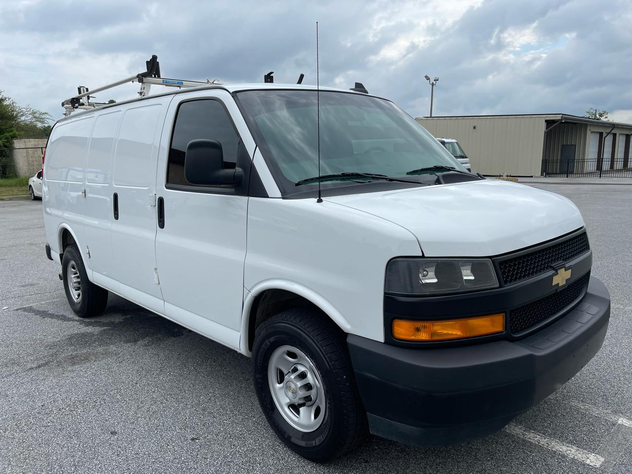 Chevrolet Express Cargo Van RWD 2500 135" 2023