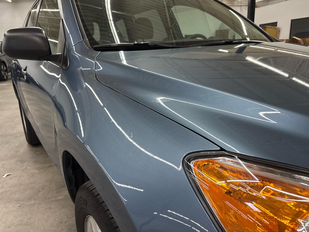 Toyota RAV4 FWD 4dr I4 (Natl) 2012