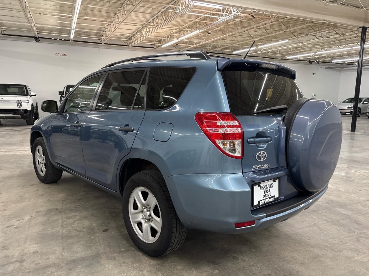 Toyota RAV4 FWD 4dr I4 (Natl) 2012